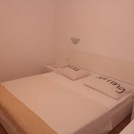 Ante Apartment